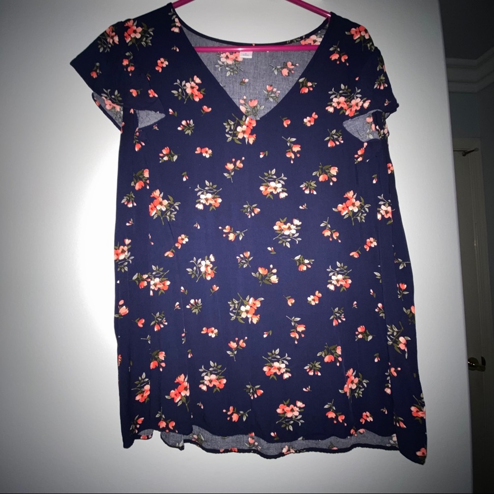 Floral top